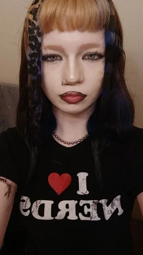 Hazel_luvzk@tz!