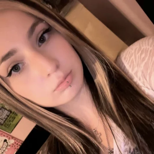 SexyRockerGirl