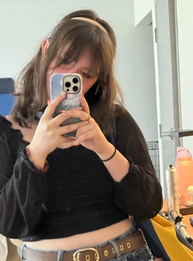 Adeadgirlwalking26