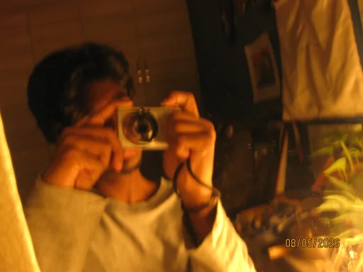 Satvesh :)'s profile picture