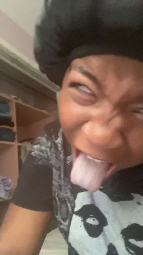 XxTwistedbDescensionxX's profile picture