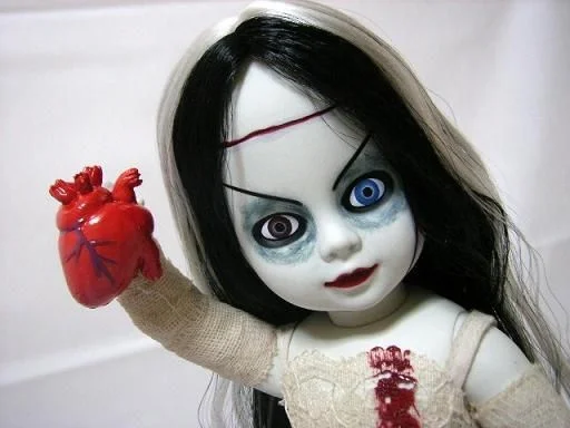livingdeaddoll