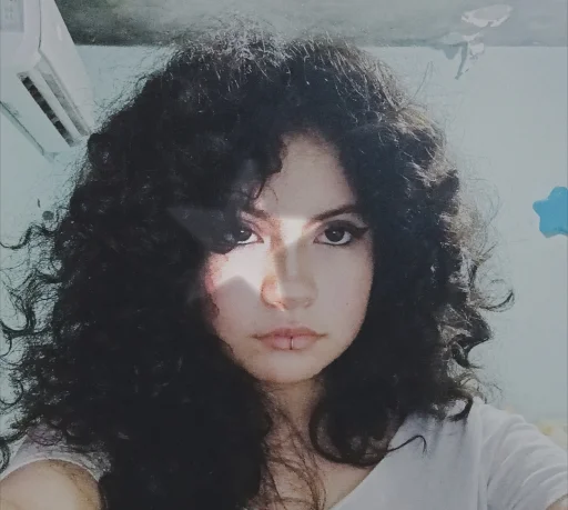 Val's profile picture