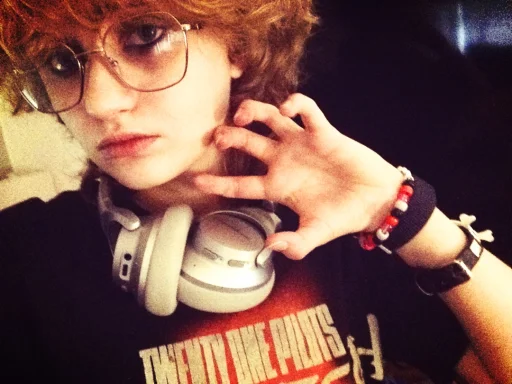 Glitter_Ghoul's profile picture