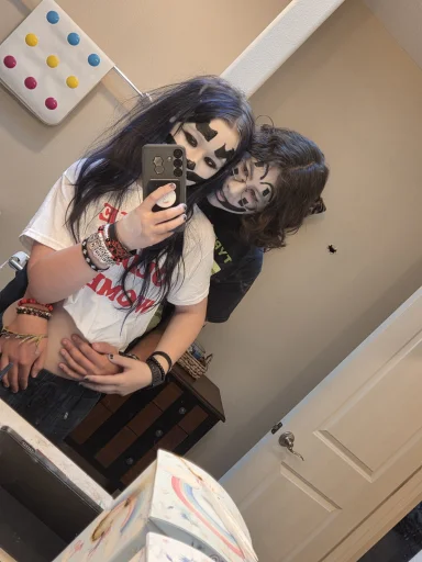 Vampire_wifey's profile picture
