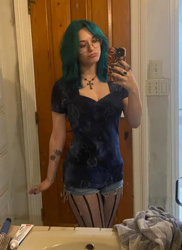 LunacyLyd888's profile picture