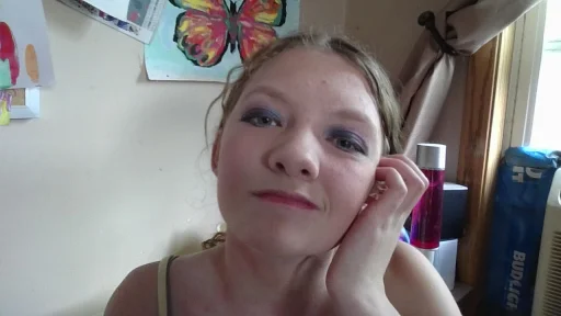 Weirdo_girl631's profile picture