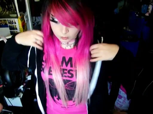 LunaGloomyCore's profile picture