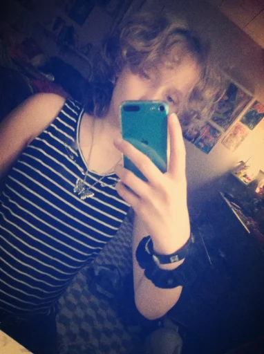 Pink_Glitter_Ghoul's profile picture