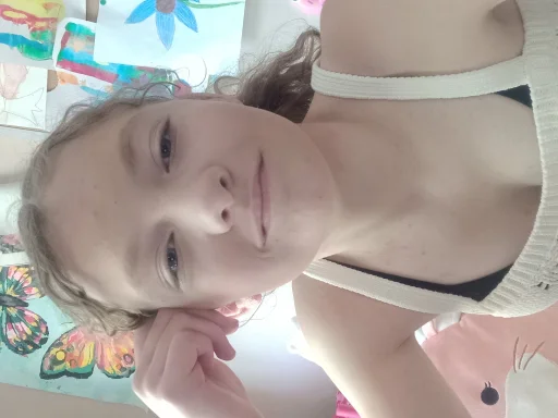 Weirdo_girl631's profile picture