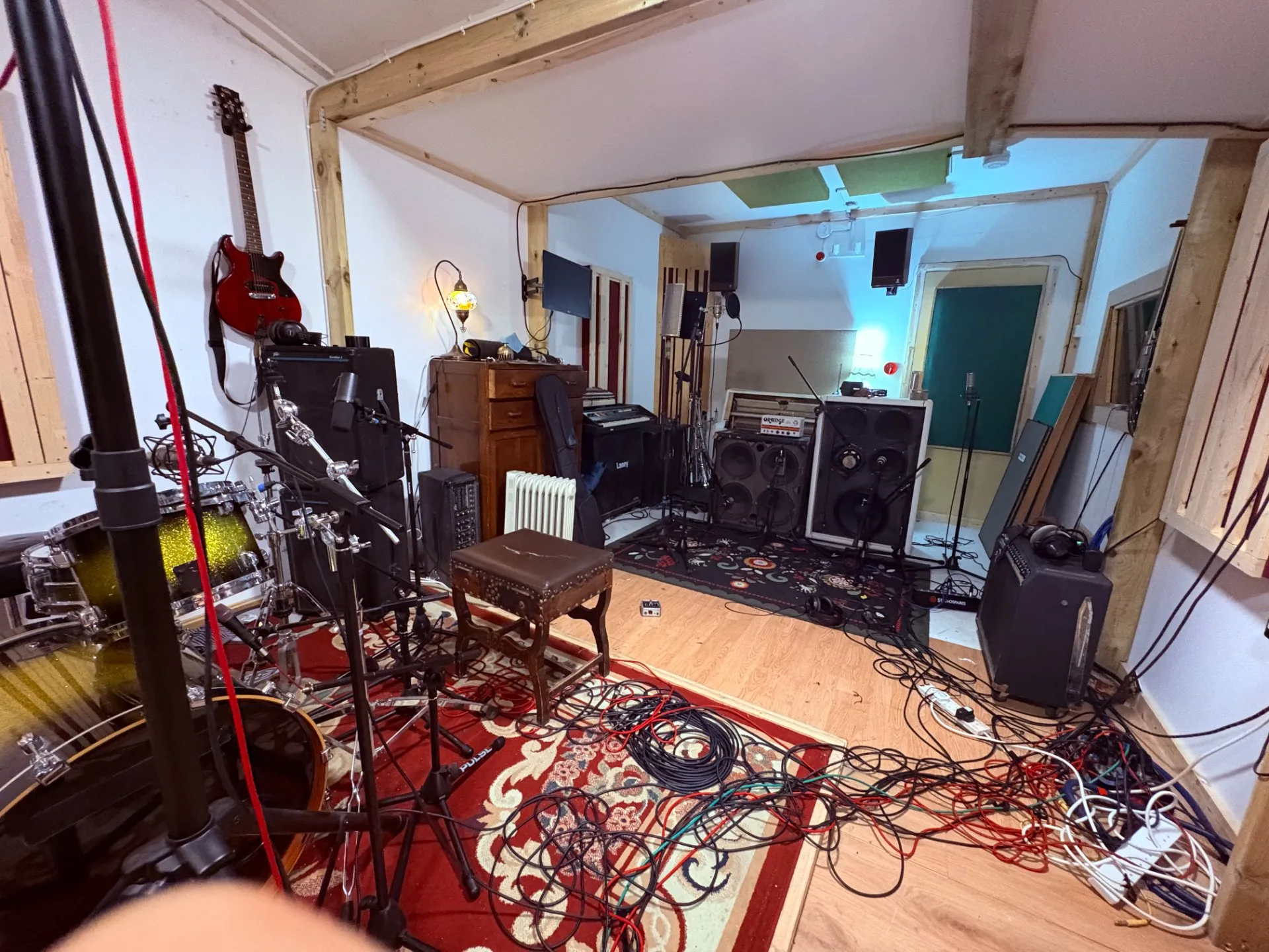 Live room 2