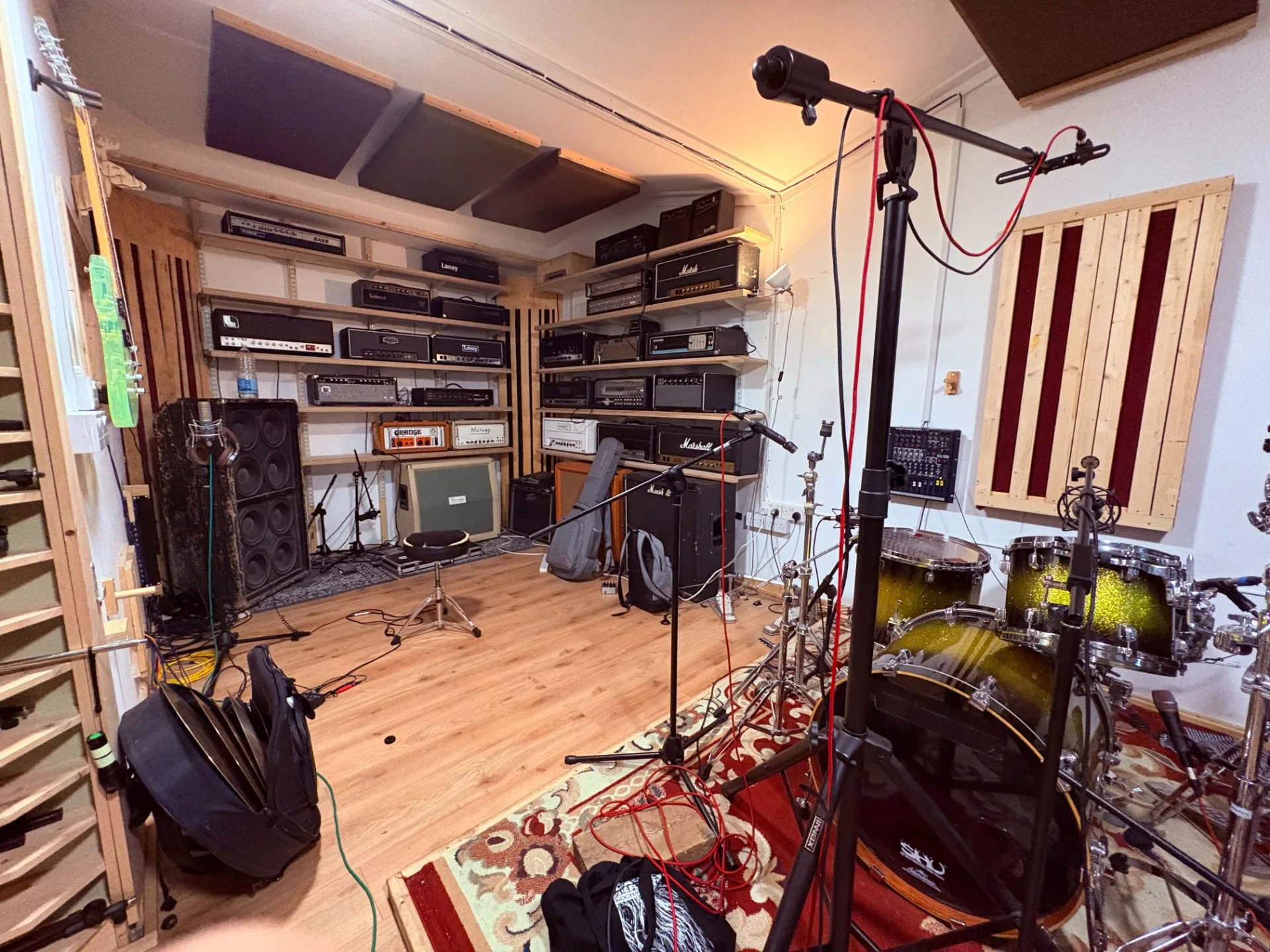 live room 1