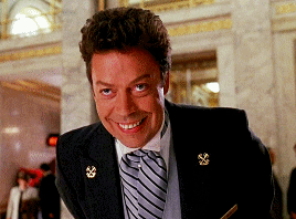 Tim Curry as Mr. Hector in Home Alone 2, 1992. – @currywise on Tumblr