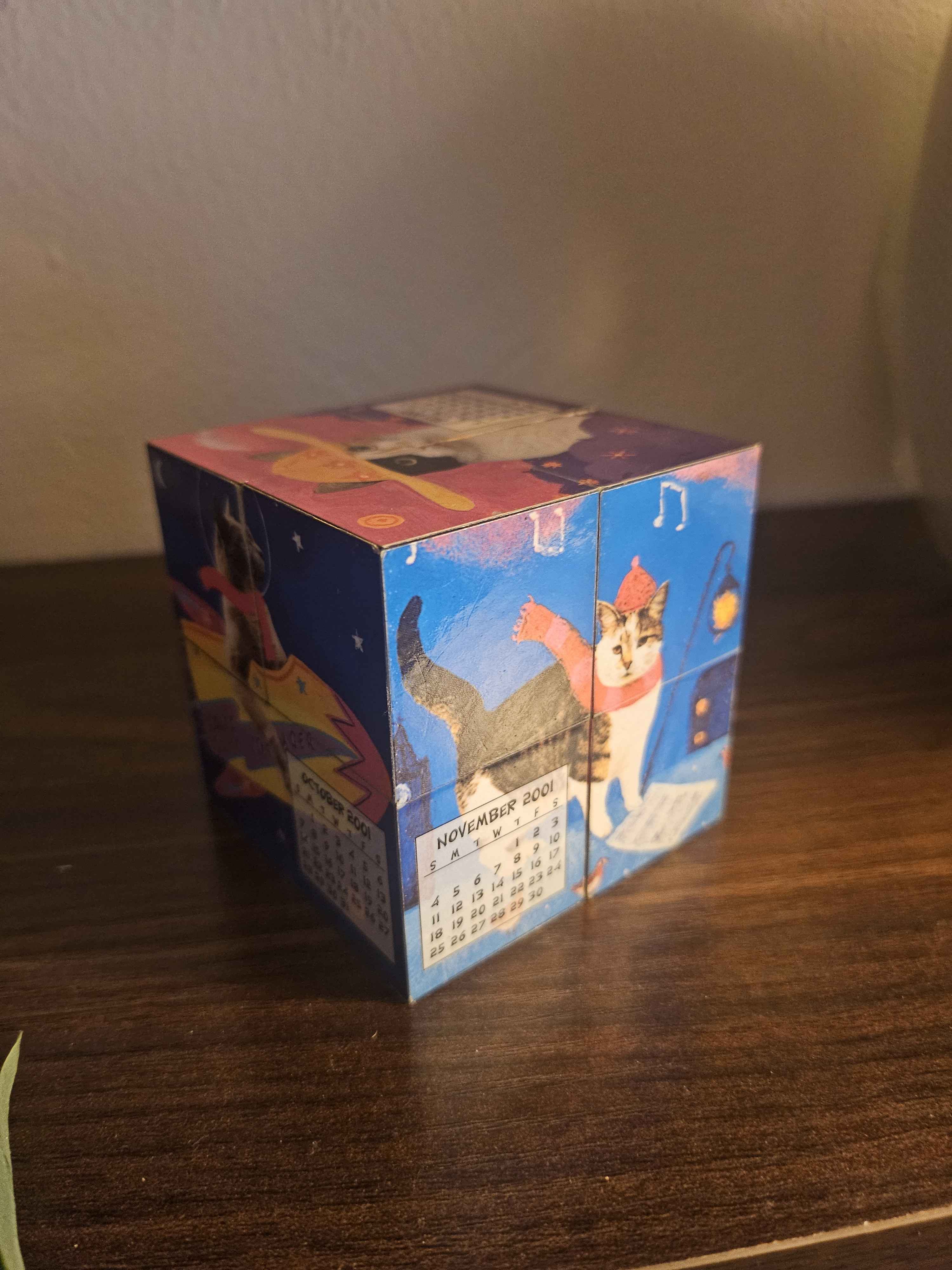 2001 cat calendar folding cube