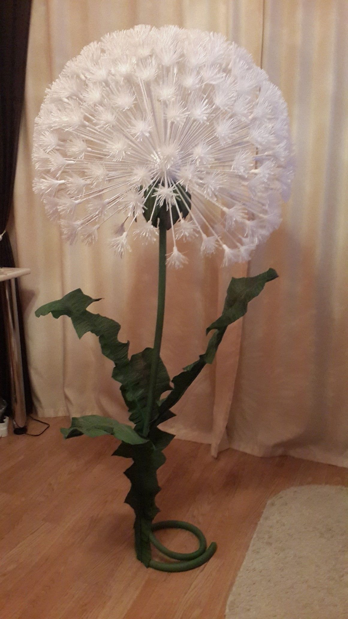 7 ideas de Diente de león flor | flor de paper, decoración de unas, flores gigantes de papel