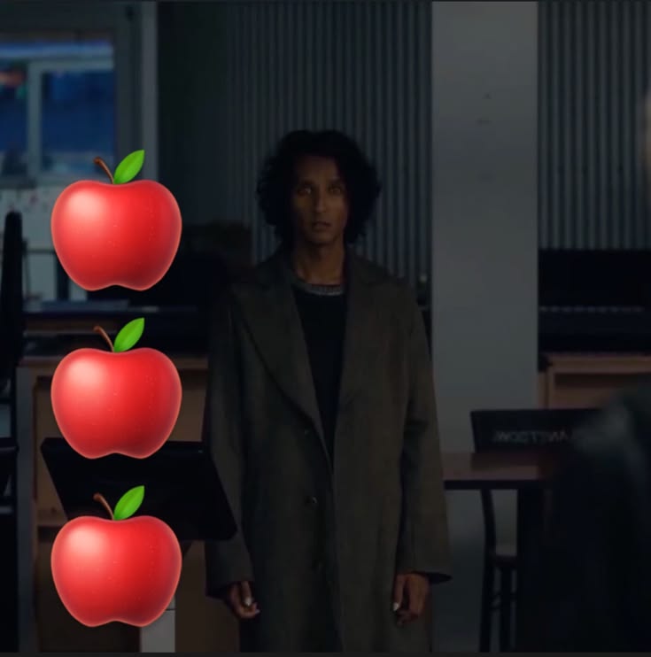 3 apples tall