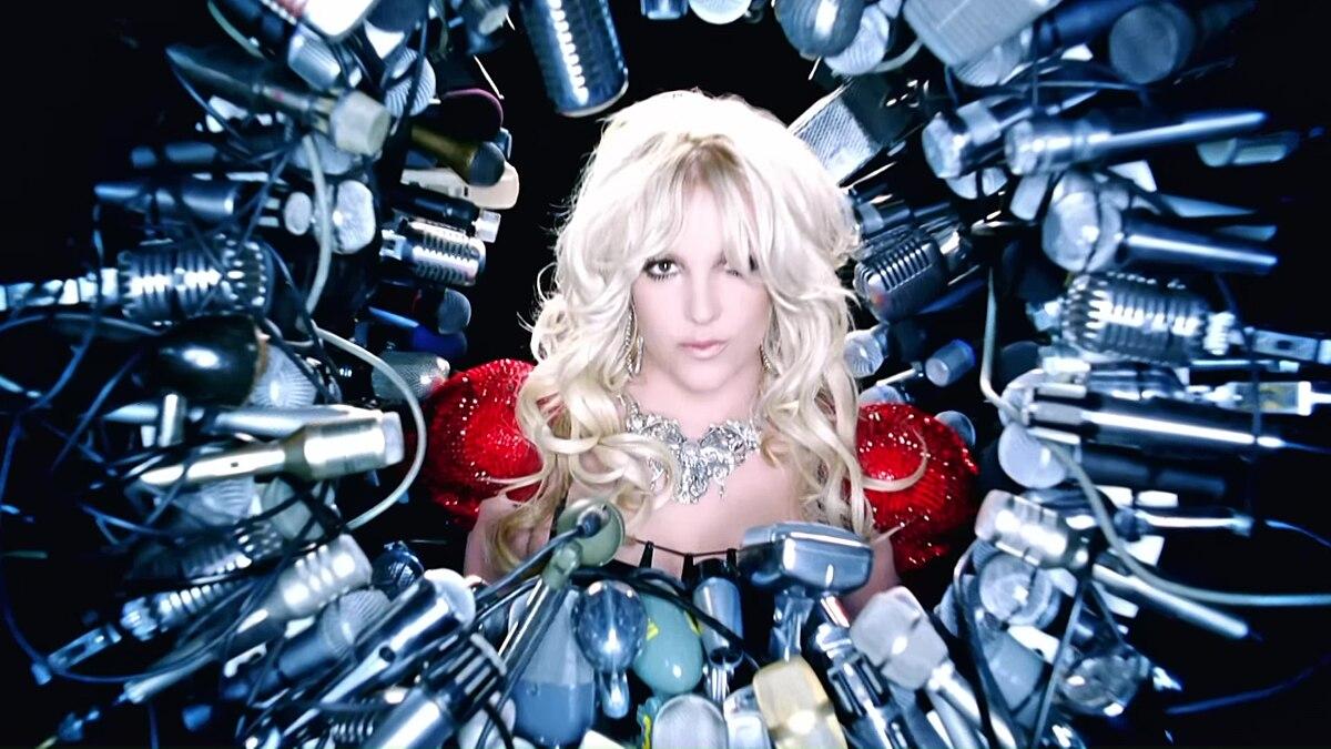 Britney Spears: Hold It Against Me (Music Video 2011) - IMDb