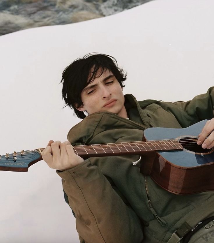 Finn wolfhard!!