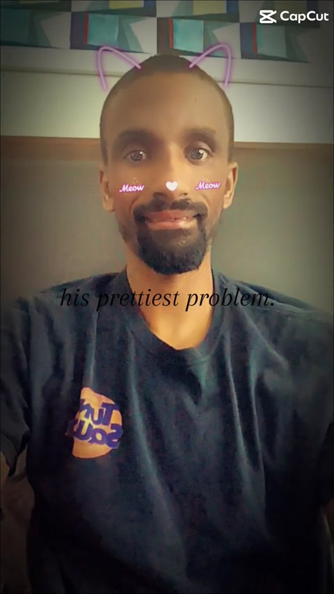 His prettiest problem 😍