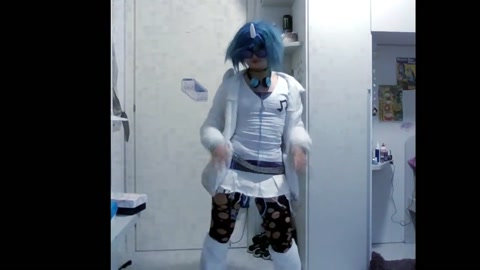 vinyl scratch cosplay!! ;D (i dont know if its a good idea posting this help)