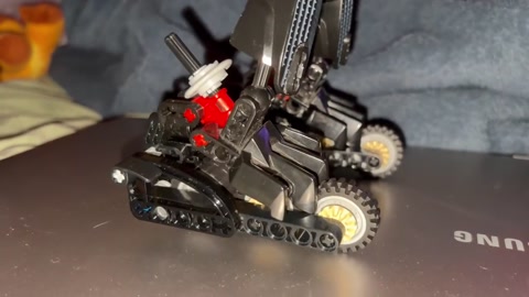 Onua Revamp chainsaw suspension