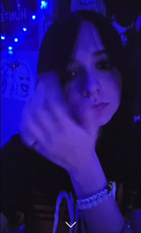 Ts kinda cringe but I couldn't pass up the lighting