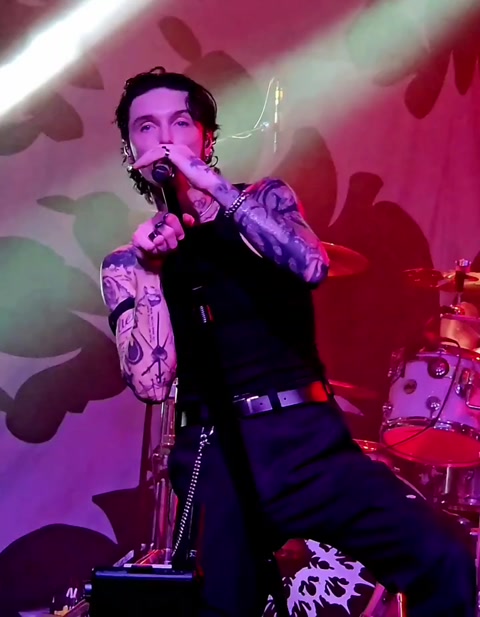 Black veil brides