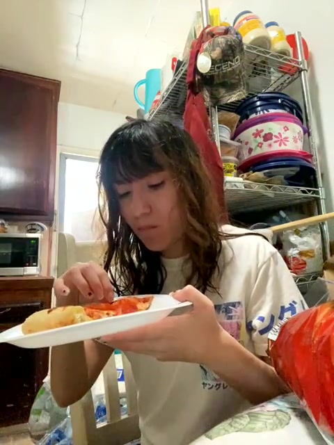 PIZZA >:3
