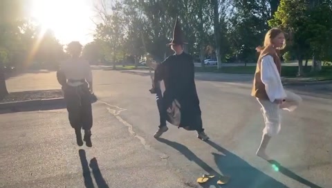 A wizard and his friends did a jig for us!