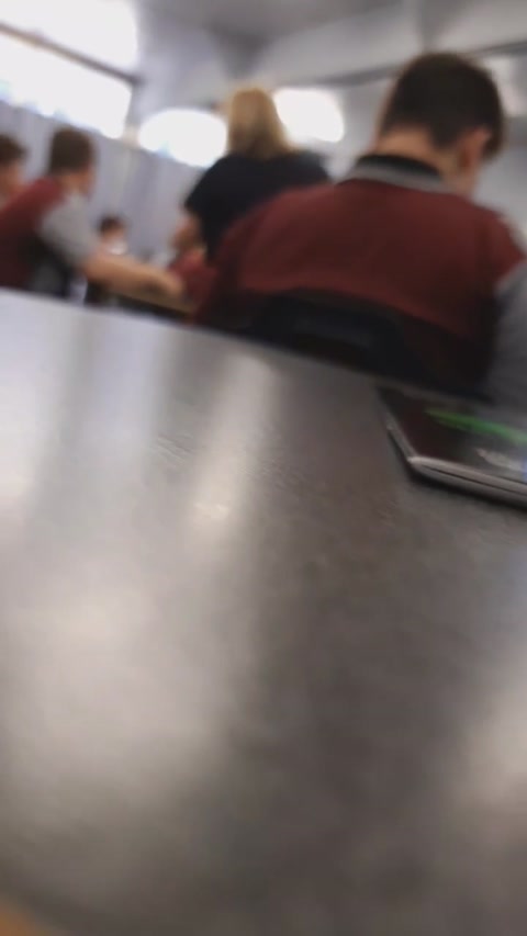 I kinda miss school 😭