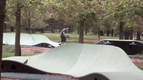 Pump track skateboard 2