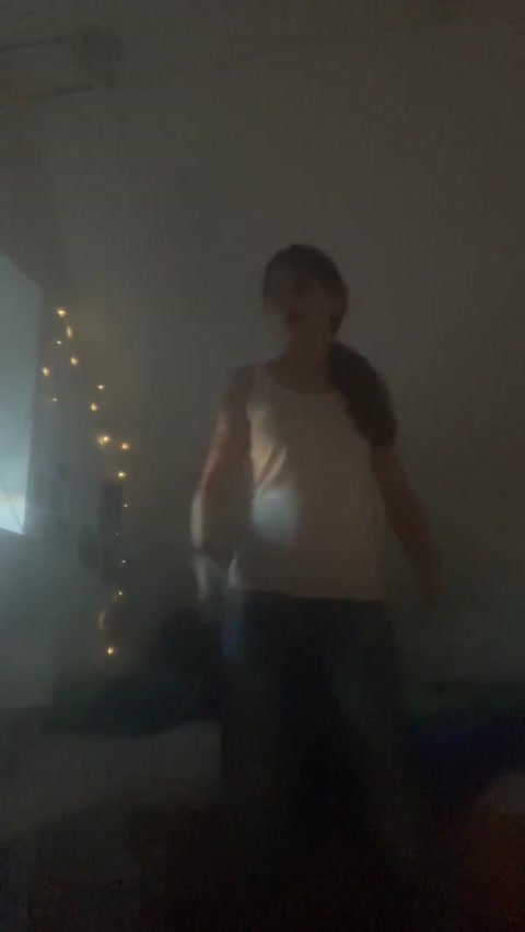My horrible version of pretty rave girl dance