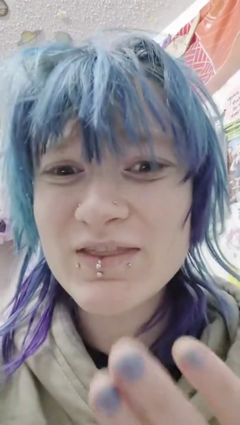 Vivsie pop criticism